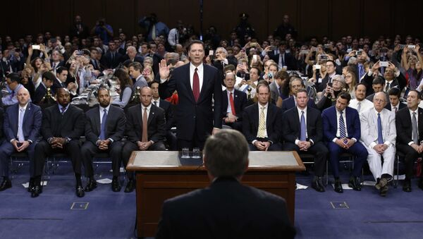 Cựu giám đốc FBI James Comey tại Quốc hội Hoa Kỳ - Sputnik Việt Nam