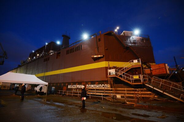 Nhà máy điện hạt nhân nổi Akademik Lomonosov - Sputnik Việt Nam