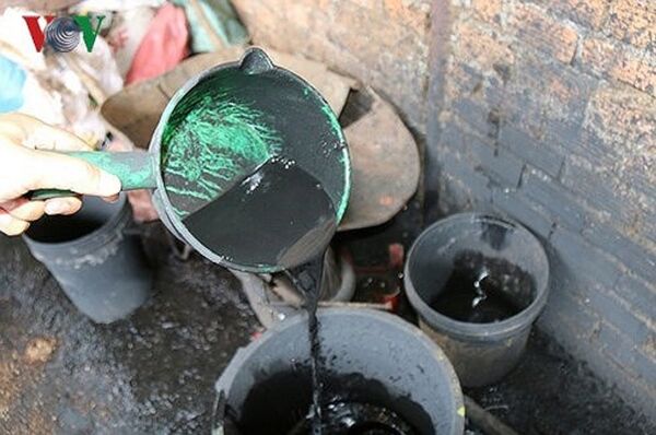 Nước pha bột pin được dùng làm chất tạo màu cho cà phê! - Sputnik Việt Nam