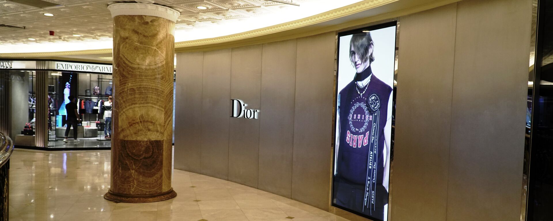 Сửa hàng Dior tại Hà Nội - Sputnik Việt Nam, 1920, 18.11.2021