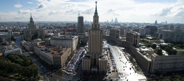 Khách sạn Hilton Moscow Leningradskaya Hotel gần Quảng trường Komsomolskaya ở Moskva - Sputnik Việt Nam