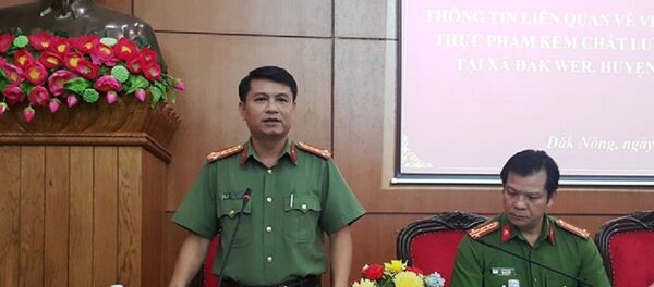 Thượng tá Phạm Thanh Bình thông tin vụ việc tại buổi họp báo - Sputnik Việt Nam