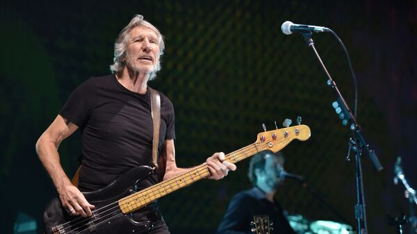 Thành viên Pink Floyd Roger Waters biểu diễn ở Chicago - Sputnik Việt Nam