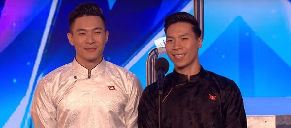 Khán giả “Britain’s Got Talent” sửng sốt về anh em “hoàng tử xiếc” Việt Nam - Sputnik Việt Nam