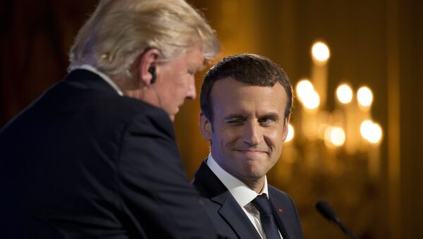 Emmanuel Macron và Donald Trump - Sputnik Việt Nam