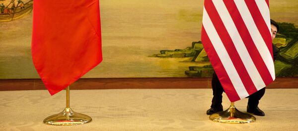 Quốc kỳ Mỹ và Trung Quốc - Sputnik Việt Nam