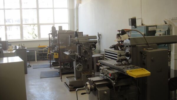 Tula. Nhà máy Octava. Máy công cụ trong xưởng gia công - Sputnik Việt Nam