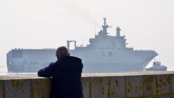 Tàu chở trực thăng Sevastopol loại Mistral - Sputnik Việt Nam