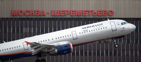 Máy bay Airbus A321 hãng Aeroflot cất cánh tại sân bay quốc tế Sheremetyevo Máy bay Airbus A321 hãng Aeroflot cất cánh tại sân bay quốc tế Sheremetyevo - Sputnik Việt Nam