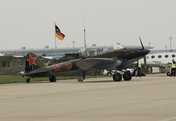 Máy bay IL-2 tại sân bay Berlin-Schönefeld - Sputnik Việt Nam