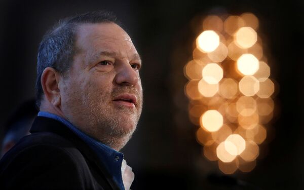 Ông trùm điện ảnh Harvey Weinstein và cáo buộc quấy rối tình dục  - Sputnik Việt Nam