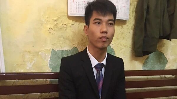 Nguyễn Hoàng Trung, người tuyên truyền, lôi kéo người dân tham gia Hội thánh của Đức Chúa Trời trái pháp luật Nguyễn Hoàng Trung, người tuyên truyền, lôi kéo người dân tham gia Hội thánh của Đức Chúa Trời trái pháp luật - Sputnik Việt Nam