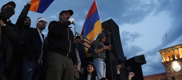 Lãnh đạo phe đối lập ở Armenia, ông Nikol Pashinyan - Sputnik Việt Nam