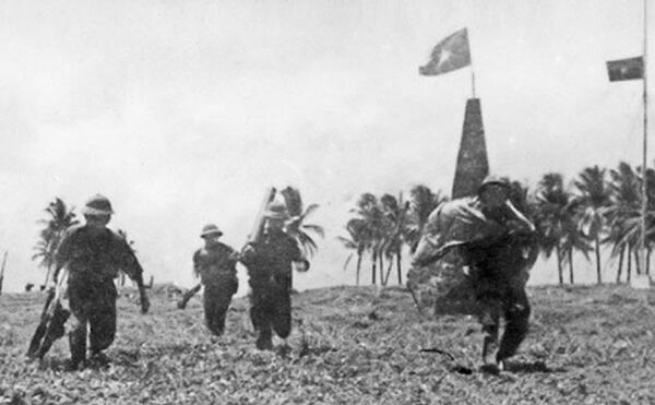 Lực lượng đặc công hải quân giải phóng đảo Song Tử Tây.Lực lượng đặc công hải quân giải phóng đảo Song Tử Tây. - Sputnik Việt Nam