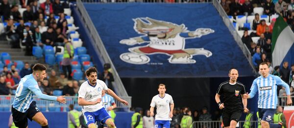 Trận đấu chính thức đầu tiên tại sân vận động Samara Arena - Sputnik Việt Nam