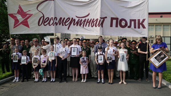 Những người tham gia hoạt động “Trung đoàn bất tử” tại Hà Nội. - Sputnik Việt Nam