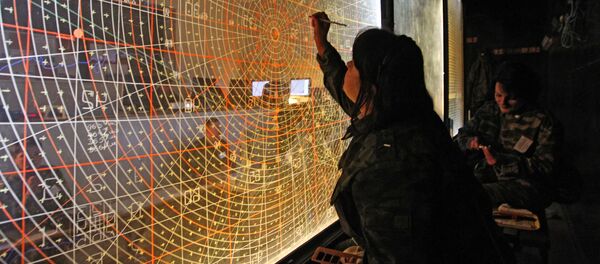 Командный пункт управления учений войск ПВО на полигоне Ашулук в Астраханской области - Sputnik Việt Nam