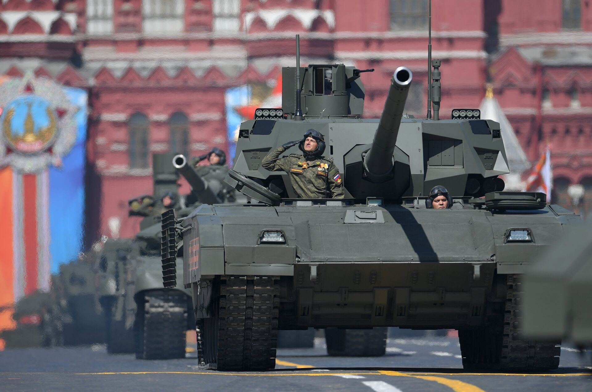 T-14 “Armata” tại Diễu binh kỷ niệm 73 năm Chiến thắng trong Chiến tranh Vệ quốc Vĩ đại 1941-1945 - Sputnik Việt Nam, 1920, 18.06.2023