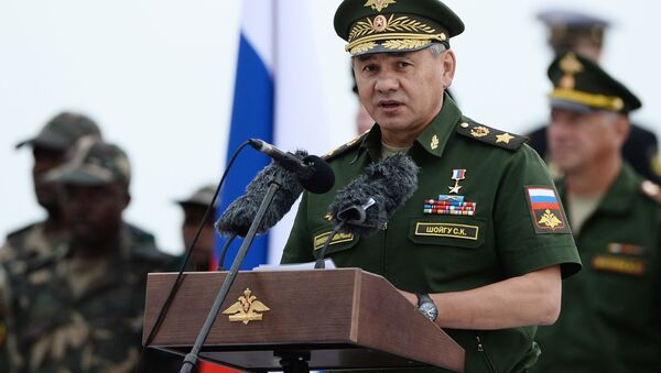 Bộ trưởng Bộ Quốc phòng LB Nga Đại tướng Sergei Shoigu phát biểu tại lễ khai mạc  Đại hội thể thao quân sự quốc tế-2015 - Sputnik Việt Nam