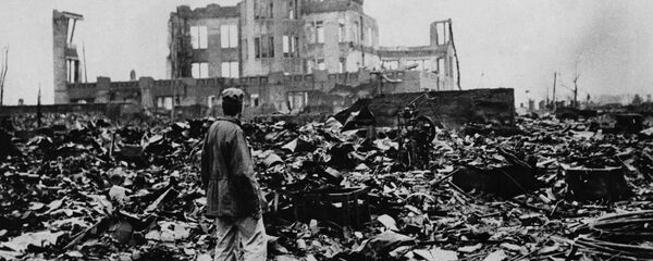 Cảnh hoang tàn sau trận ném bom ở Hirosima Cảnh hoang tàn sau trận ném bom ở Hirosima - Sputnik Việt Nam