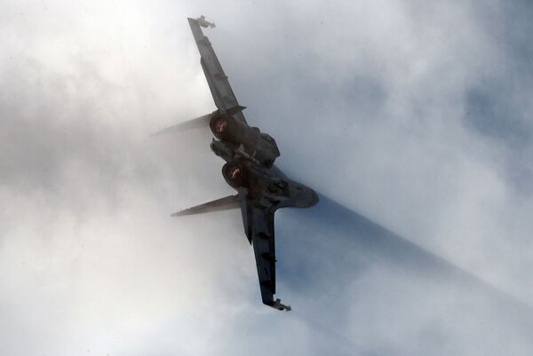 Máy bay chiến đấu Su-35 - Sputnik Việt Nam