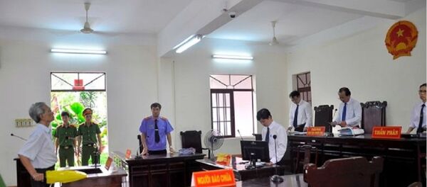 Phiên tòa xét xử bị cáo Thủy - Sputnik Việt Nam