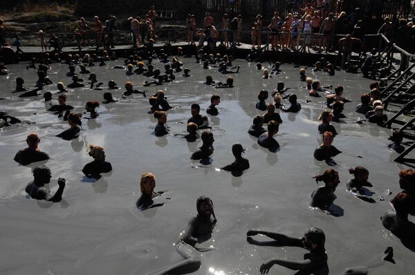 Bồn tắm bùn  - Sputnik Việt Nam