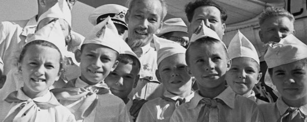 Chủ tịch nước Việt Nam DCCH Hồ Chí Minh thăm Sevastopol Chủ tịch nước Việt Nam DCCH Hồ Chí Minh thăm Sevastopol - Sputnik Việt Nam