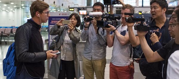 Chuyến thăm của nhà báo nước ngoài đến bãi thử hạt nhân - Sputnik Việt Nam