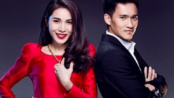 Công Vinh có cuộc hôn nhân hạnh phúc với ca sĩ Thủy Tiên. Hai người kết hôn năm 2014 Công Vinh có cuộc hôn nhân hạnh phúc với ca sĩ Thủy Tiên. Hai người kết hôn năm 2014 - Sputnik Việt Nam