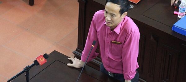 Điều dưỡng trưởng Đinh Tiến Công: Tôi lo cho sự an toàn của gia đình tôi - Sputnik Việt Nam