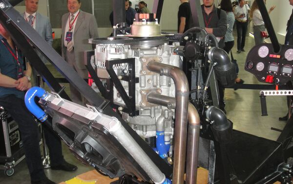 “Trái tim” của Mikron: động cơ quay piston công suất 75 mã lực - Sputnik Việt Nam