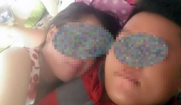 Trung úy N.C.D. bị kỷ luật vì nằm nghỉ mệt với phụ nữ khác trên giường trong khi đã có vợ con  - Sputnik Việt Nam