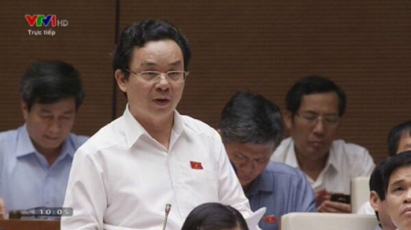 Đại biểu Hoàng Văn Cường: Báo cáo tài chính của DNNN như một phép thần thông biến hóa Đại biểu Hoàng Văn Cường: Báo cáo tài chính của DNNN như một phép thần thông biến hóa - Sputnik Việt Nam