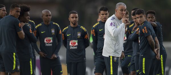Trưởng Tite và đội tuyển quốc gia Brazil Trưởng Tite và đội tuyển quốc gia Brazil - Sputnik Việt Nam