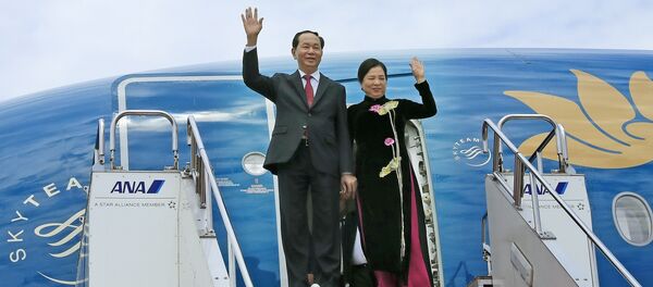 Trưa 29/5/2017, Chủ tịch nước Trần Đại Quang và Phu nhân cùng Đoàn đại biểu Cấp cao Việt Nam đến Thủ đô Tokyo, bắt đầu chuyến thăm cấp Nhà nước đến Nhật Bản. - Sputnik Việt Nam