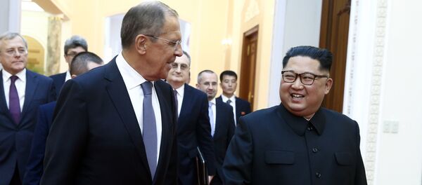 Sergei Lavrov gặp Kim Jong-un ở Bình Nhưỡng Sergei Lavrov gặp Kim Jong-un ở Bình Nhưỡng - Sputnik Việt Nam