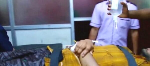 Nạn nhân được cấp cứu tại bệnh viện Nạn nhân được cấp cứu tại bệnh viện - Sputnik Việt Nam