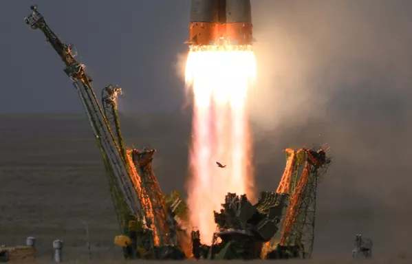 Phóng tên lửa đẩy Soyuz-FG với tàu vũ trụ có người lái Soyuz-MS 09 từ bệ phóng của sân bay vũ trụ Baikonur Phóng tên lửa đẩy Soyuz-FG với tàu vũ trụ có người lái Soyuz-MS 09 từ bệ phóng của sân bay vũ trụ Baikonur - Sputnik Việt Nam