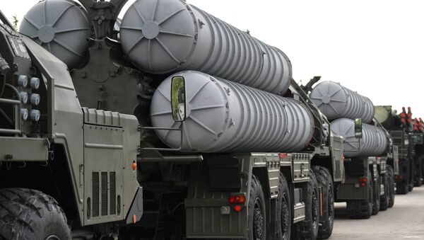 Hệ thống tên lửa phòng không của Nga S-400 - Sputnik Việt Nam