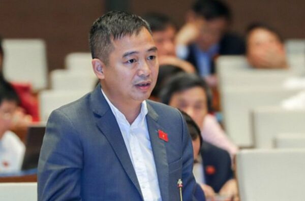 Đại biểu Nguyễn Lân Hiếu Đại biểu Nguyễn Lân Hiếu - Sputnik Việt Nam