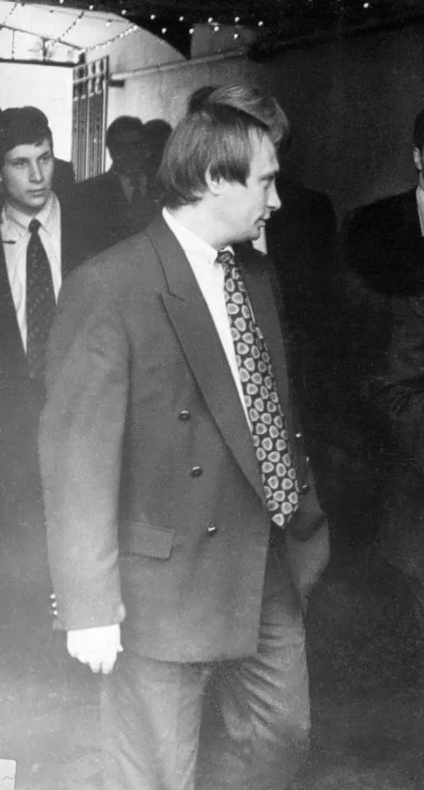 Vladimir Putin trong những năm 1990 Vladimir Putin trong những năm 1990 - Sputnik Việt Nam