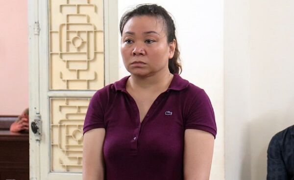 Bị cáo Trần Thị Ngọc Hoa Bị cáo Trần Thị Ngọc Hoa - Sputnik Việt Nam