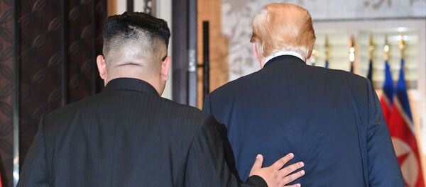 Kim Jong-un và Donald Trump - Sputnik Việt Nam
