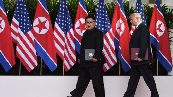 Kim Jong-un và Donald Trump - Sputnik Việt Nam