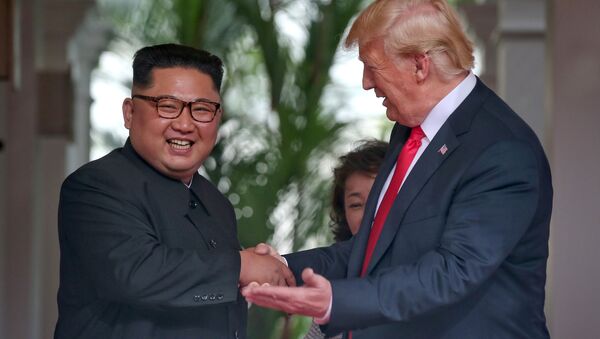 Kim Jong-un và Donald Trump - Sputnik Việt Nam