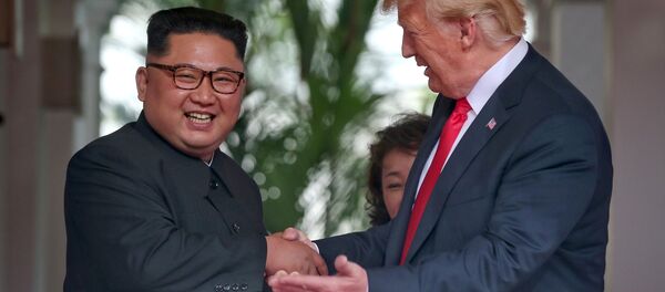 Kim Jong-un và Donald Trump - Sputnik Việt Nam