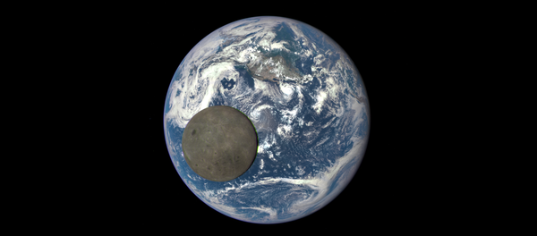 Bức ảnh độc đáo chụp Mặt trăng trên nền Trái đất do Deep Space Climate Observatory Bức ảnh độc đáo chụp Mặt trăng trên nền Trái đất do Deep Space Climate Observatory - Sputnik Việt Nam