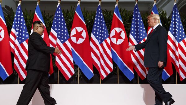 Kim Jong-un và Donald Trump - Sputnik Việt Nam