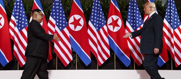 Kim Jong-un và Donald Trump - Sputnik Việt Nam
